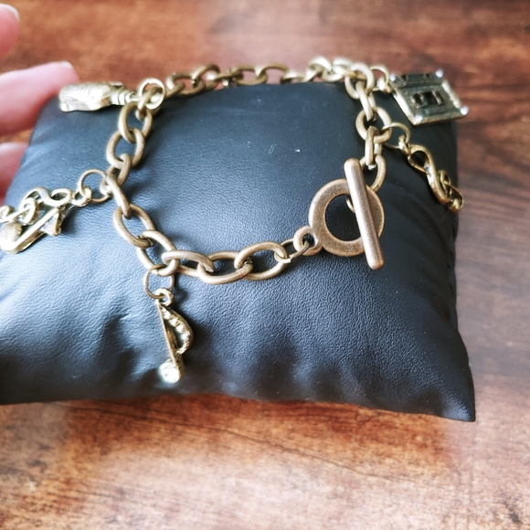 🦚HOLD! NWOT, Charms bracelet / bracelet à breloques - Picture 2 of 7